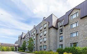 Doubletree By Hilton Quebec Resort